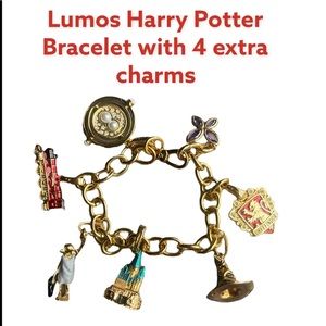 Lumos Harry Potter bracelet with 4 extra charms.